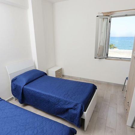 Camping Lido Di Salerno 폰테카냐노 외부 사진