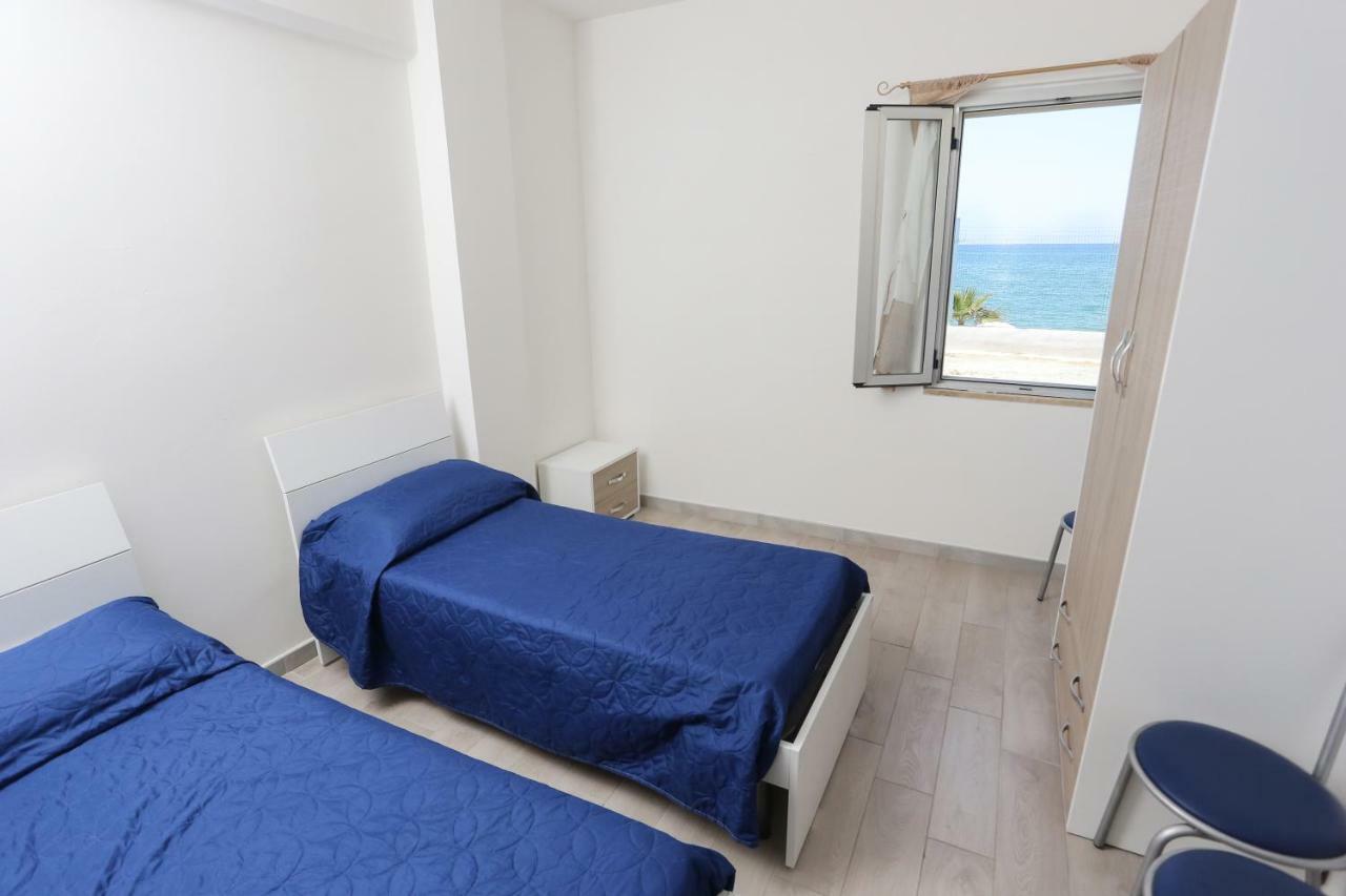 Camping Lido Di Salerno 폰테카냐노 외부 사진